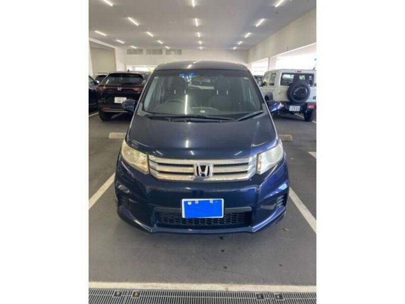 HONDA FREED SPIKE