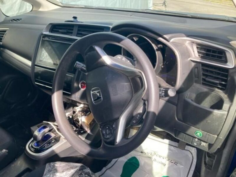 FIT HYBRID