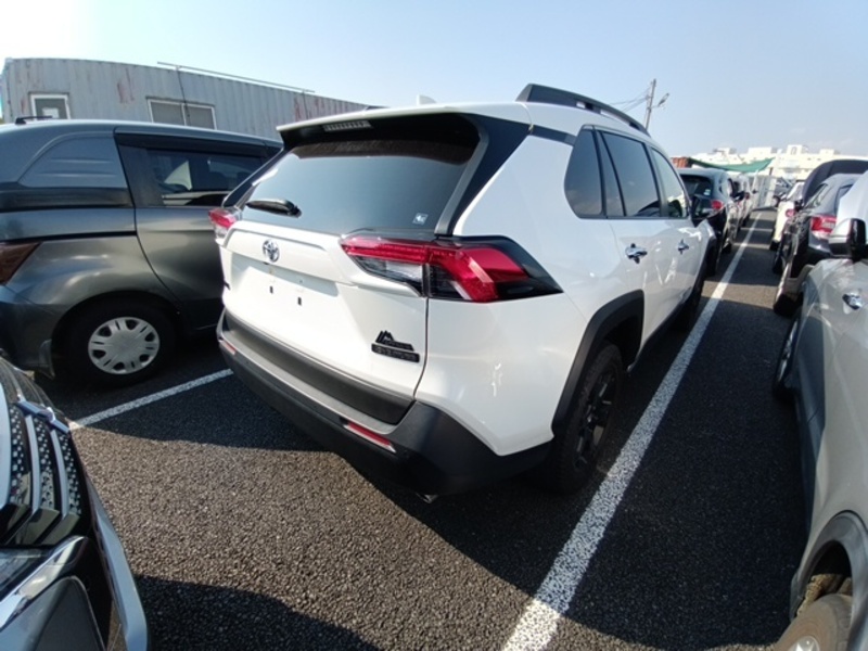 RAV4