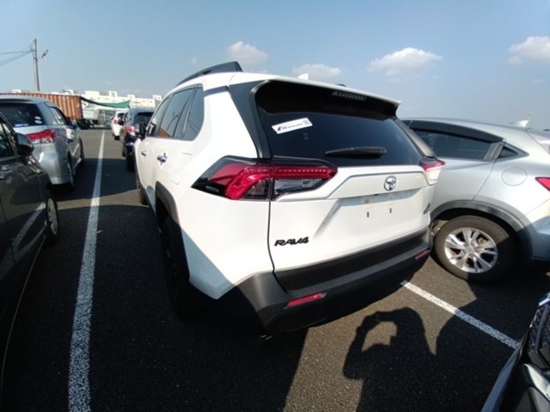 RAV4