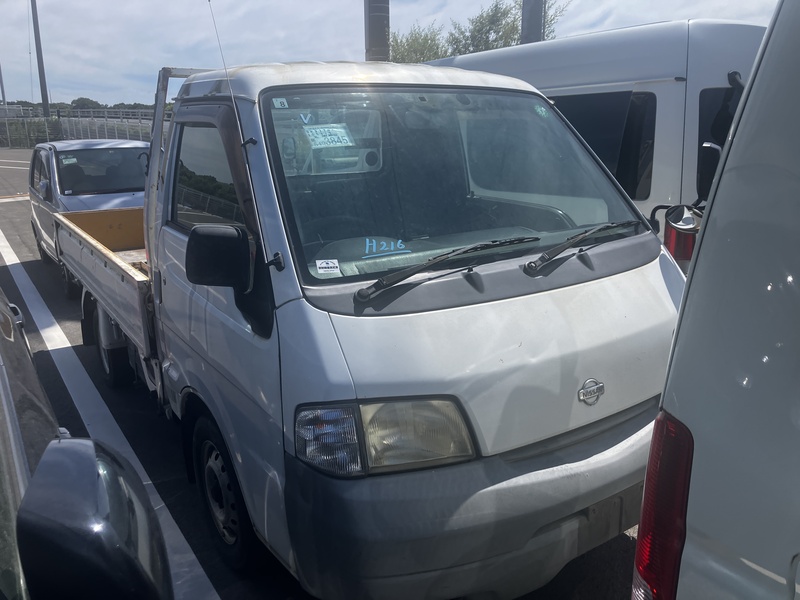 NISSAN VANETTE TRUCK
