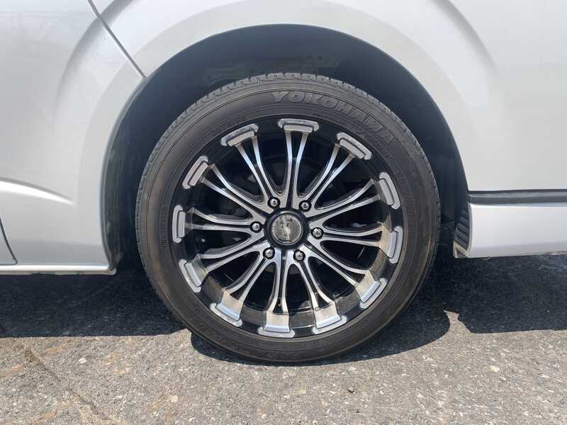 HIACE VAN