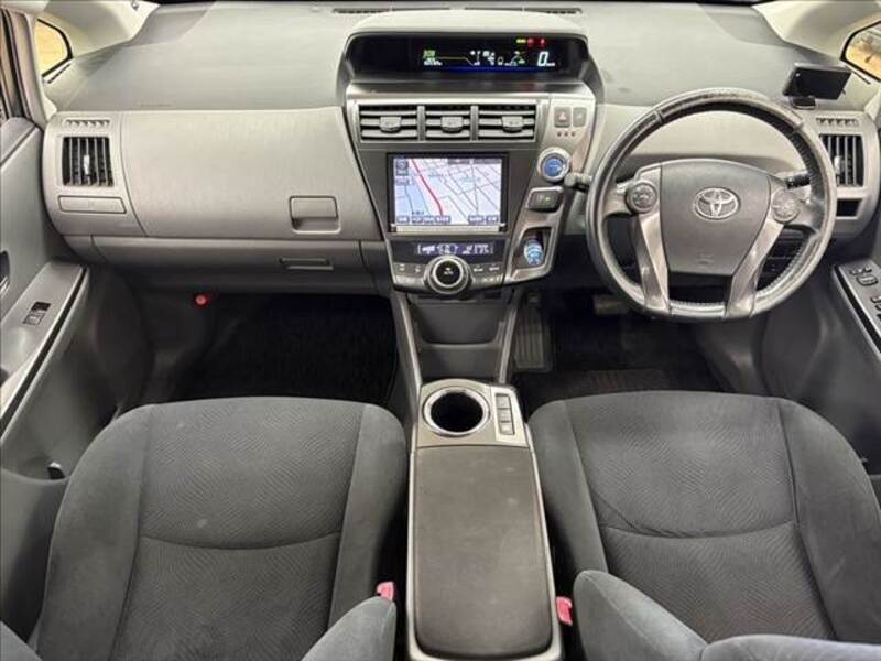PRIUS ALPHA