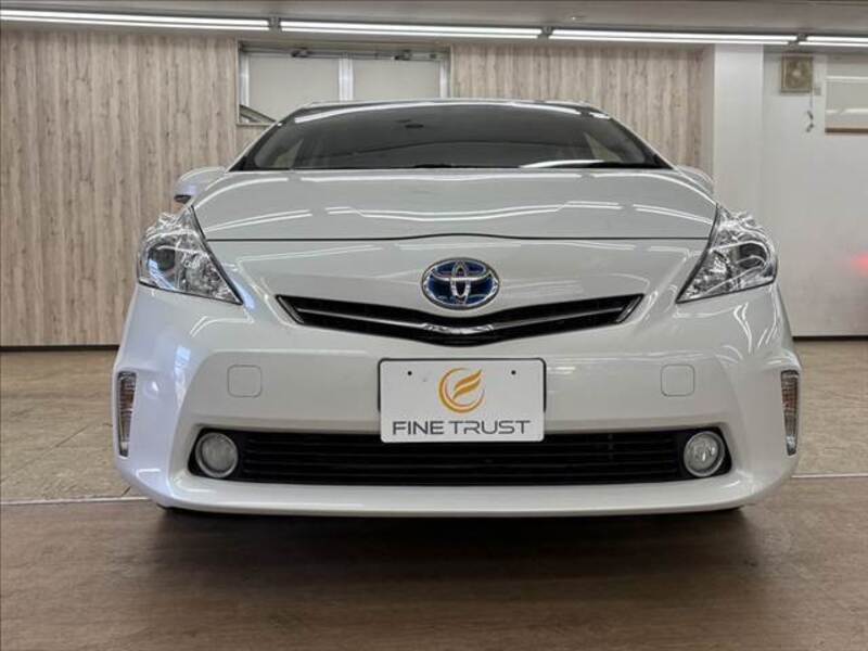 PRIUS ALPHA