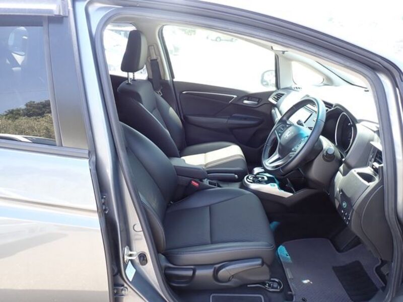 FIT HYBRID