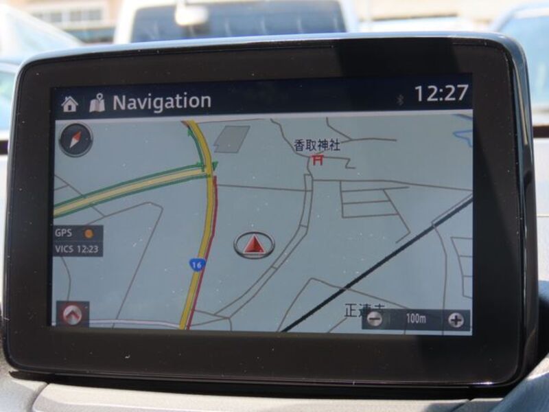 MAZDA2