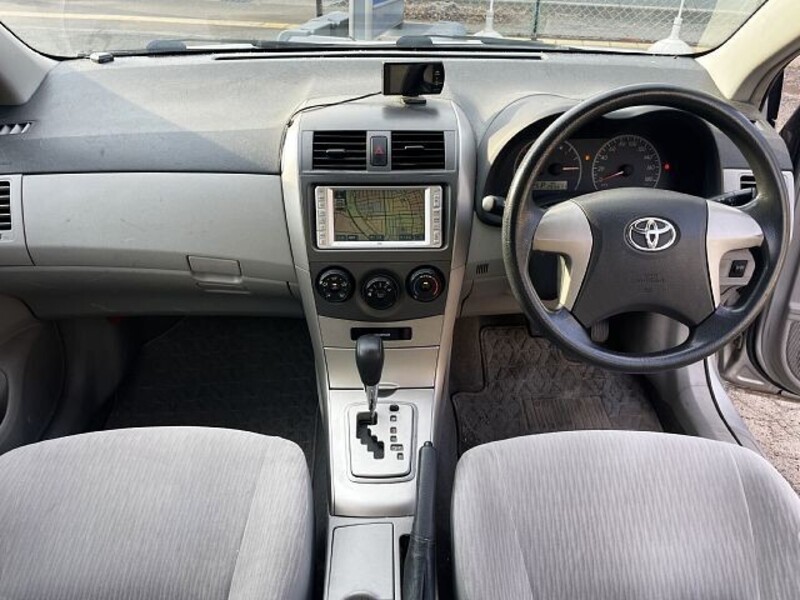 COROLLA AXIO