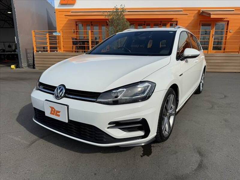 GOLF VARIANT