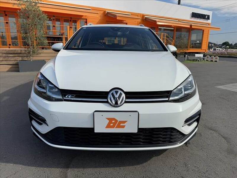 GOLF VARIANT
