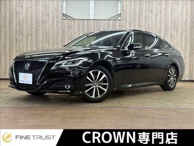 TOYOTA CROWN