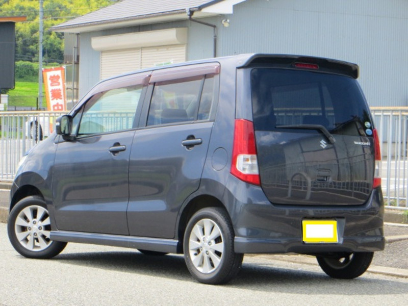 WAGON R