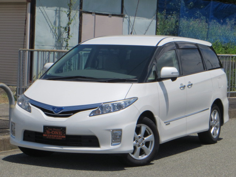 TOYOTA ESTIMA HYBRID