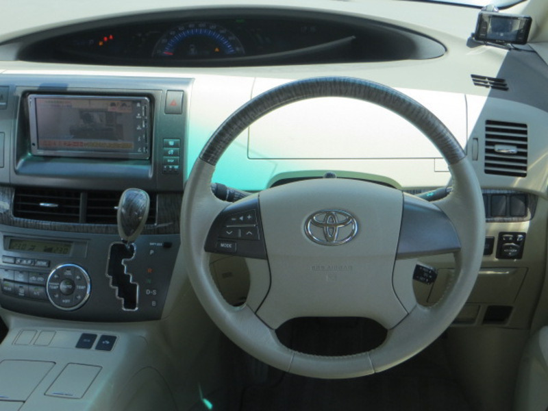 ESTIMA HYBRID