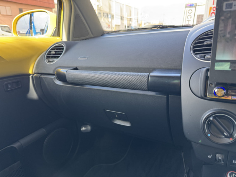 NEW BEETLE