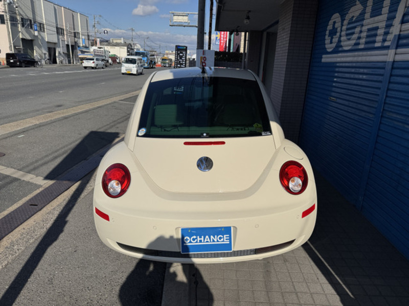 NEW BEETLE