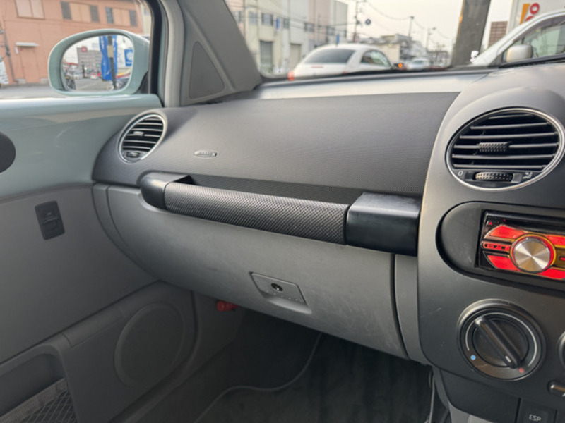 NEW BEETLE