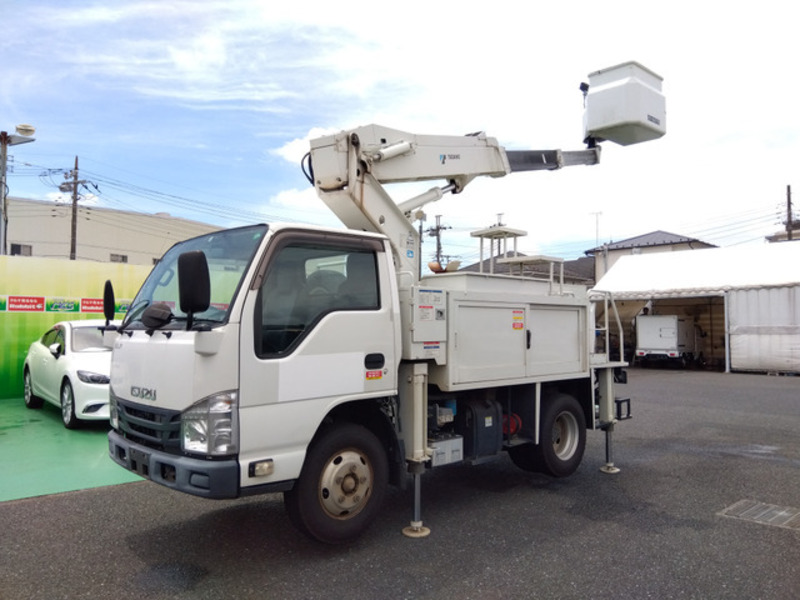 ISUZU ELF