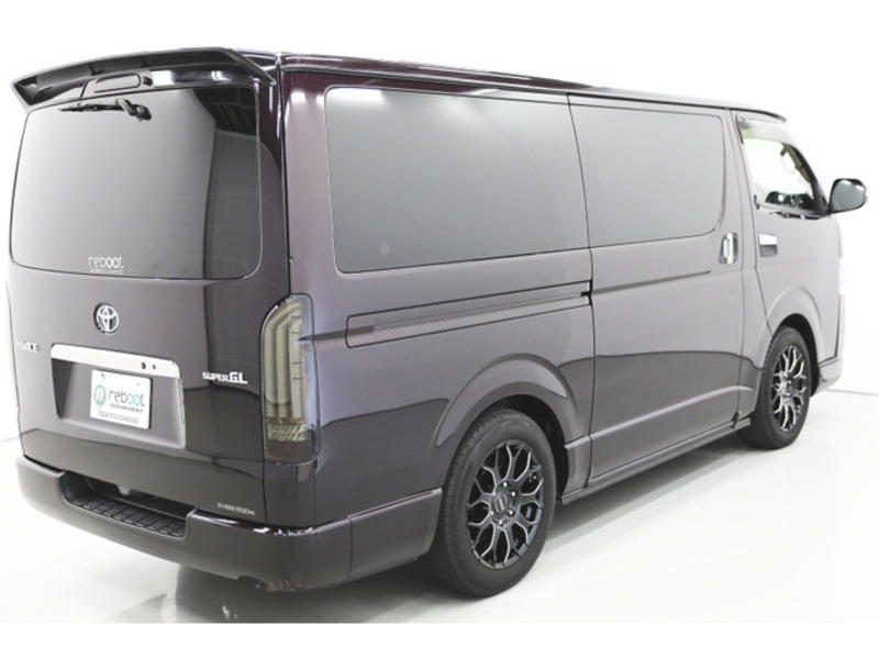 HIACE VAN