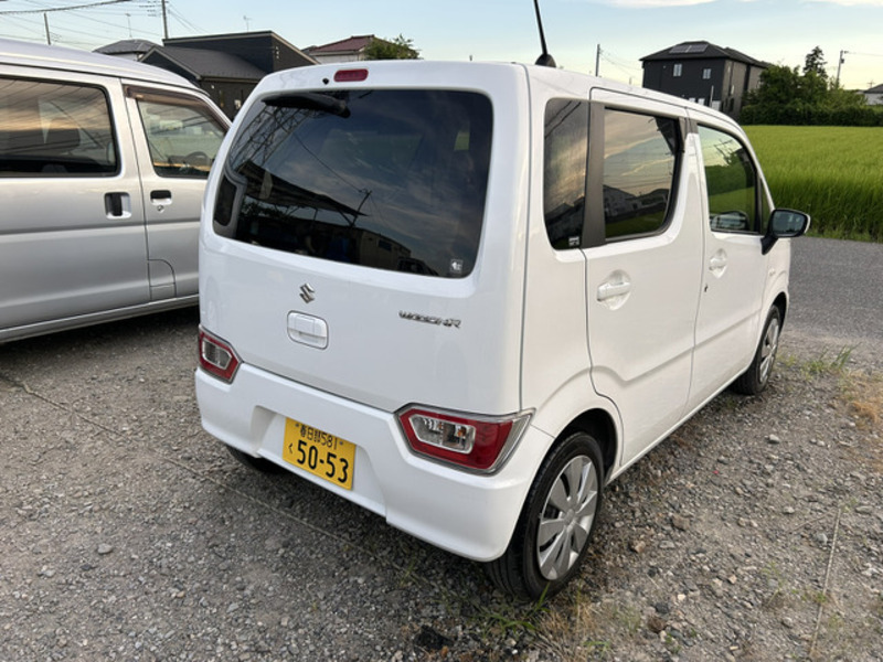 WAGON R