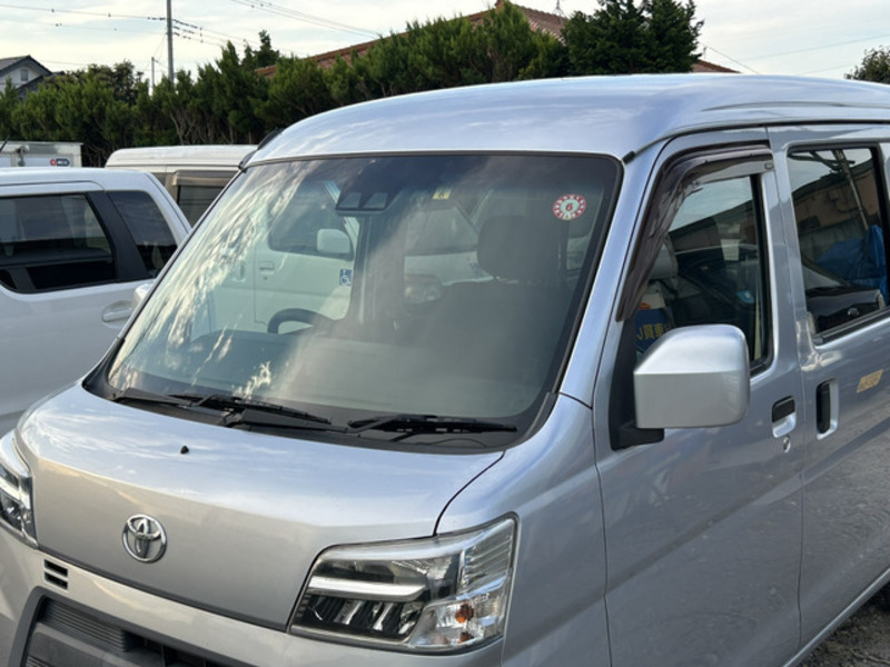 PIXIS VAN