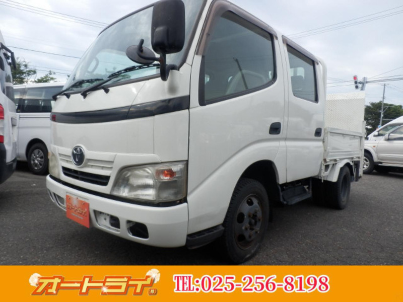 TOYOTA DYNA