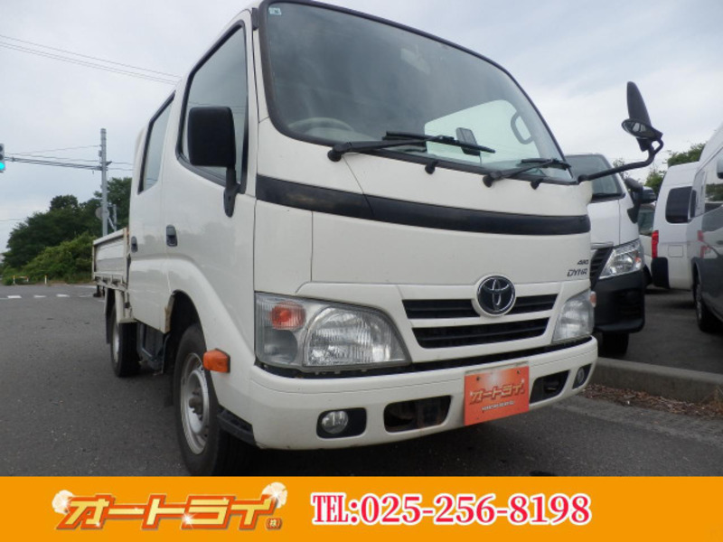 TOYOTA DYNA