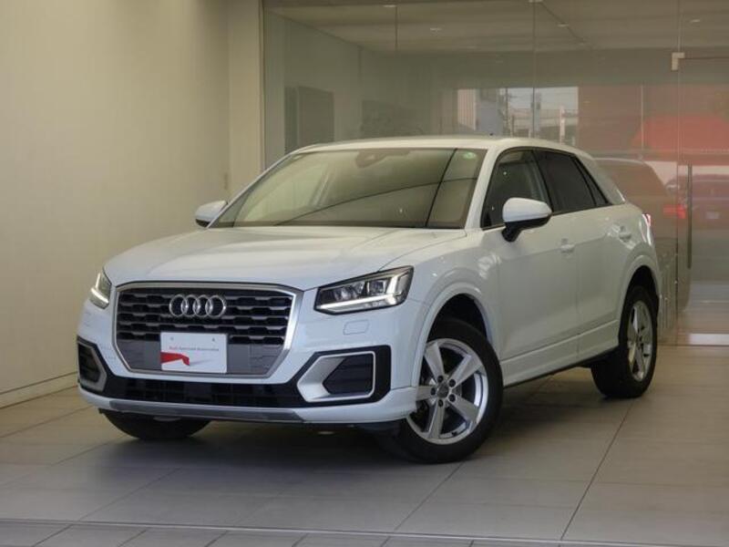 AUDI Q2