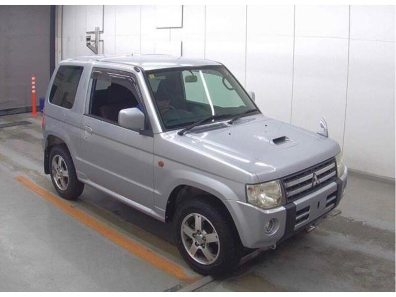 PAJERO MINI