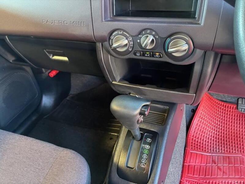 PAJERO MINI