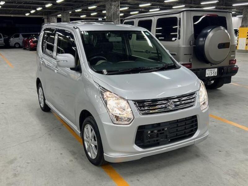 WAGON R
