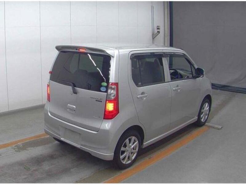 WAGON R