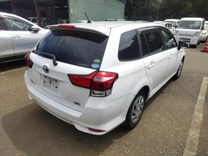 COROLLA FIELDER