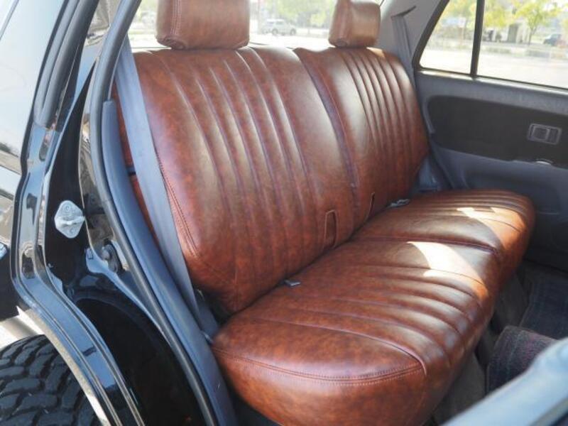 HILUX SURF