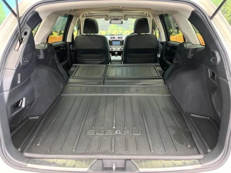 LEGACY OUTBACK