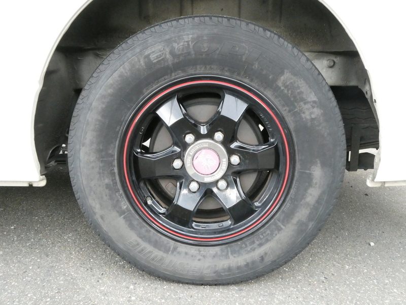 HIACE VAN