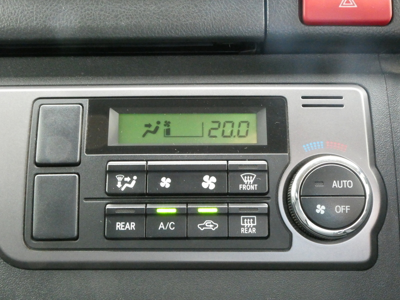 HIACE VAN