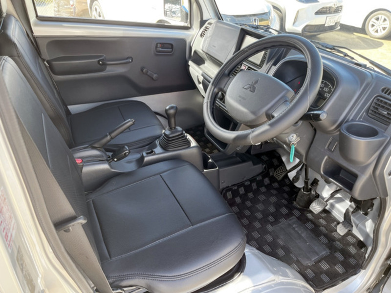 MINICAB TRUCK