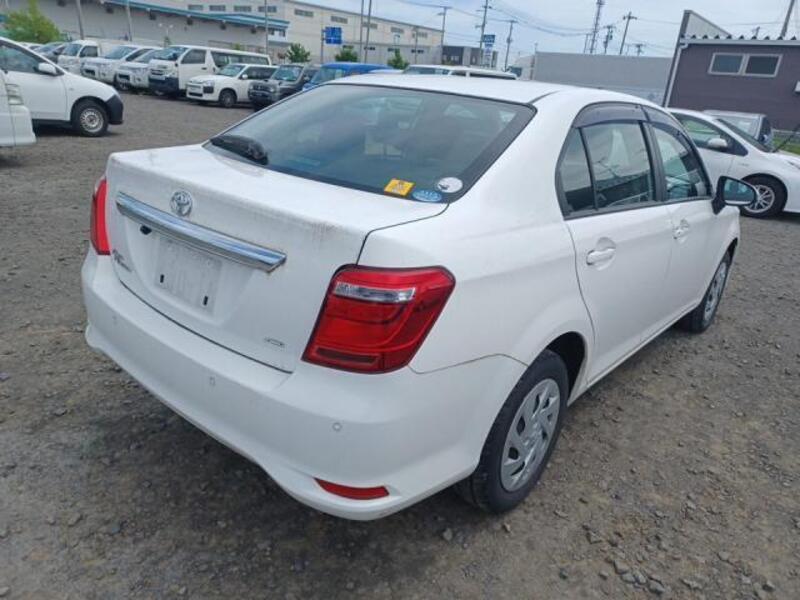 COROLLA AXIO