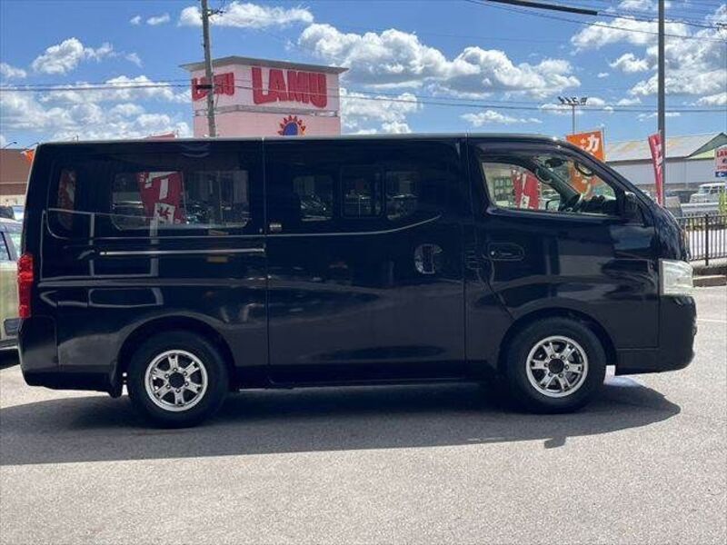NV350 CARAVAN