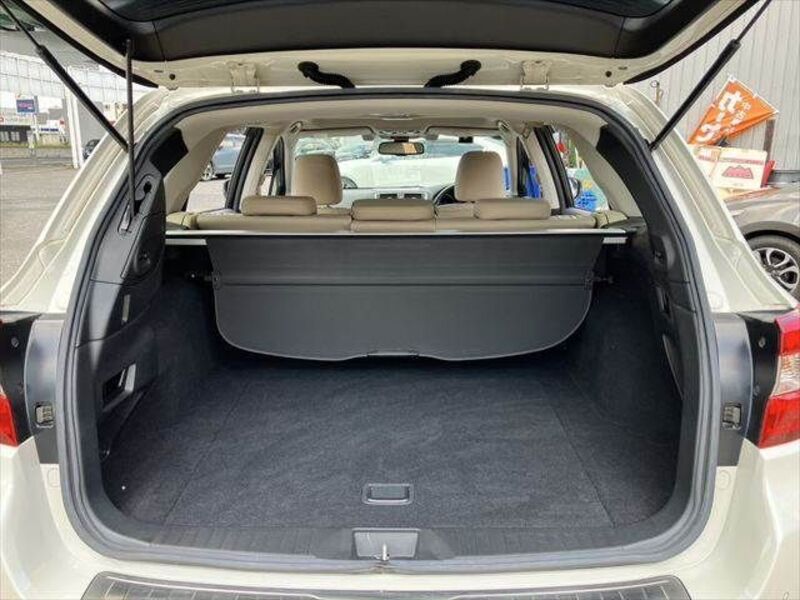 LEGACY OUTBACK