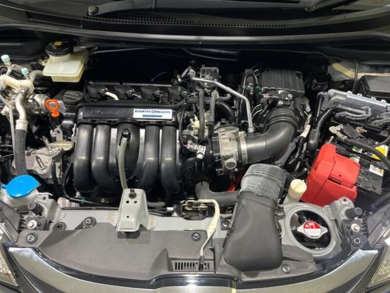 FIT HYBRID