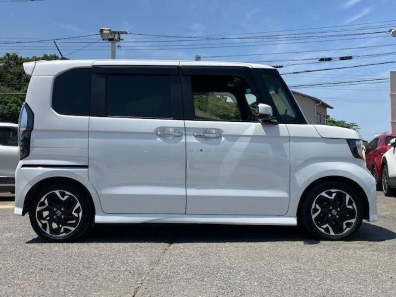 N BOX CUSTOM