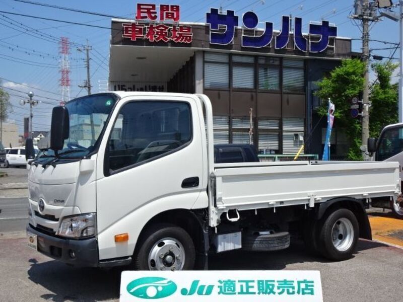 TOYOTA DYNA