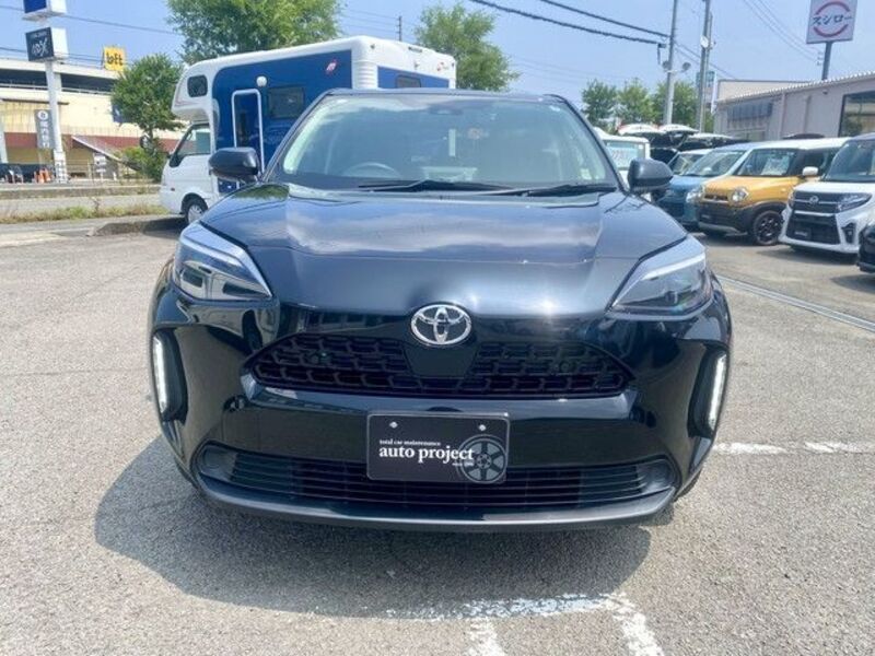 YARIS CROSS