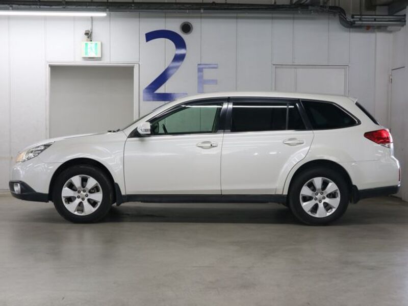 LEGACY OUTBACK