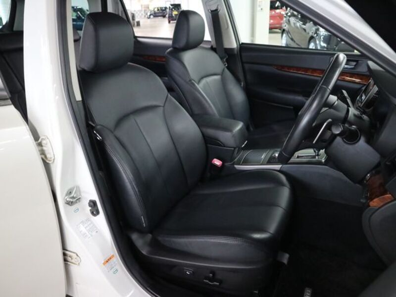 LEGACY OUTBACK