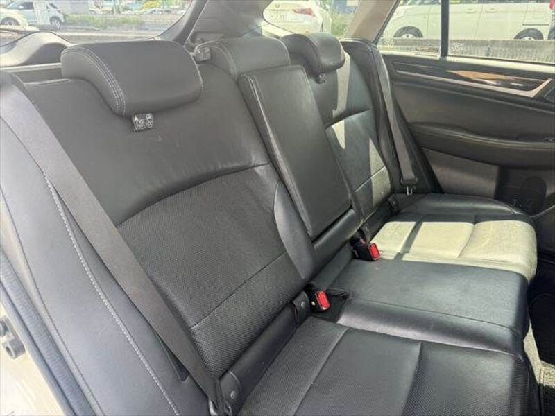 LEGACY OUTBACK