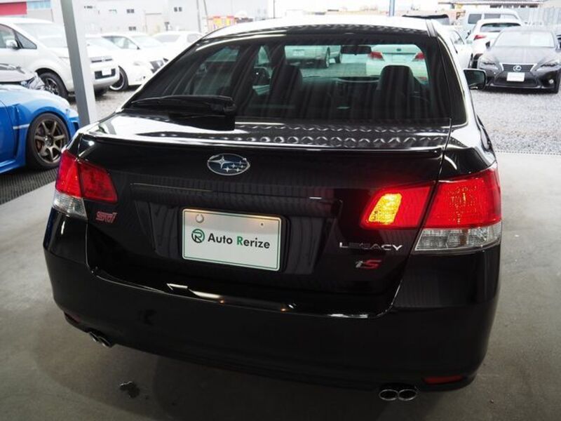 LEGACY B4