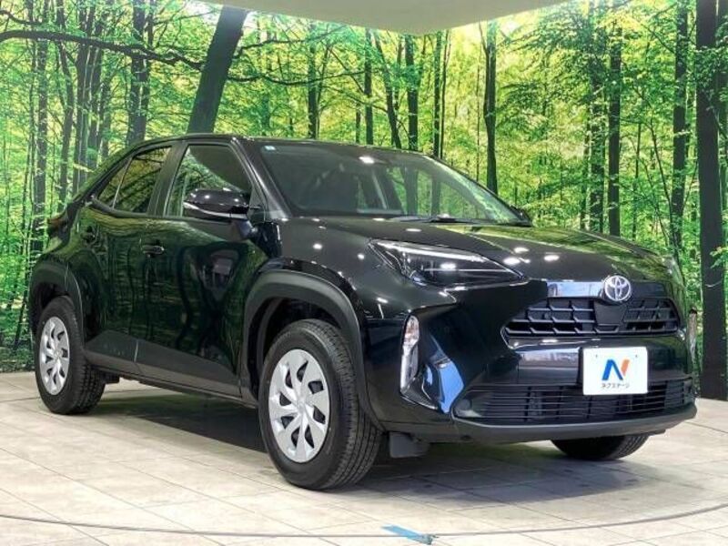 YARIS CROSS