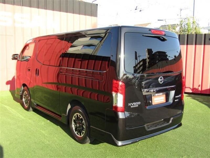 NV350 CARAVAN